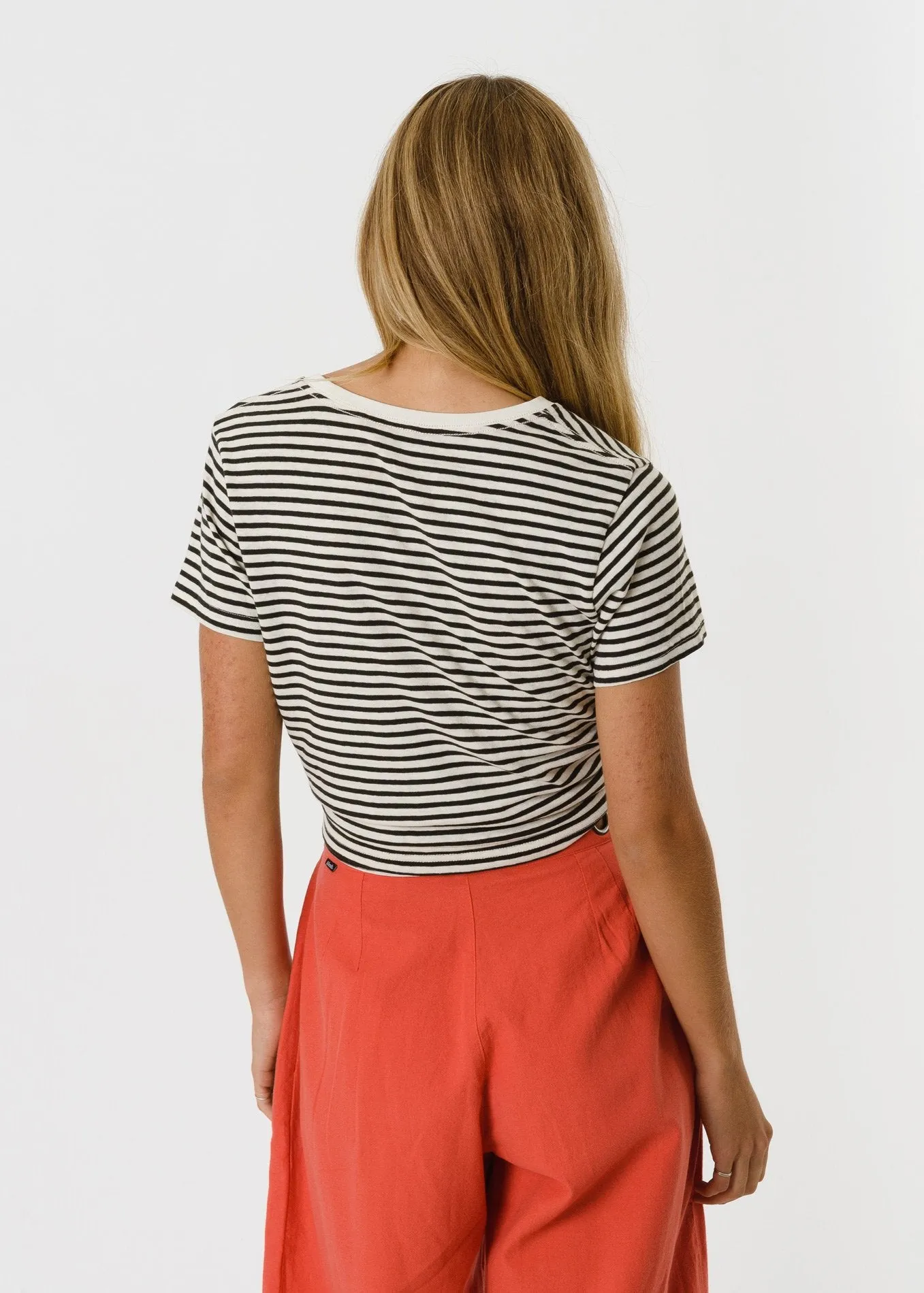 Afends Womens Beat - Hemp Standard Fit Tee