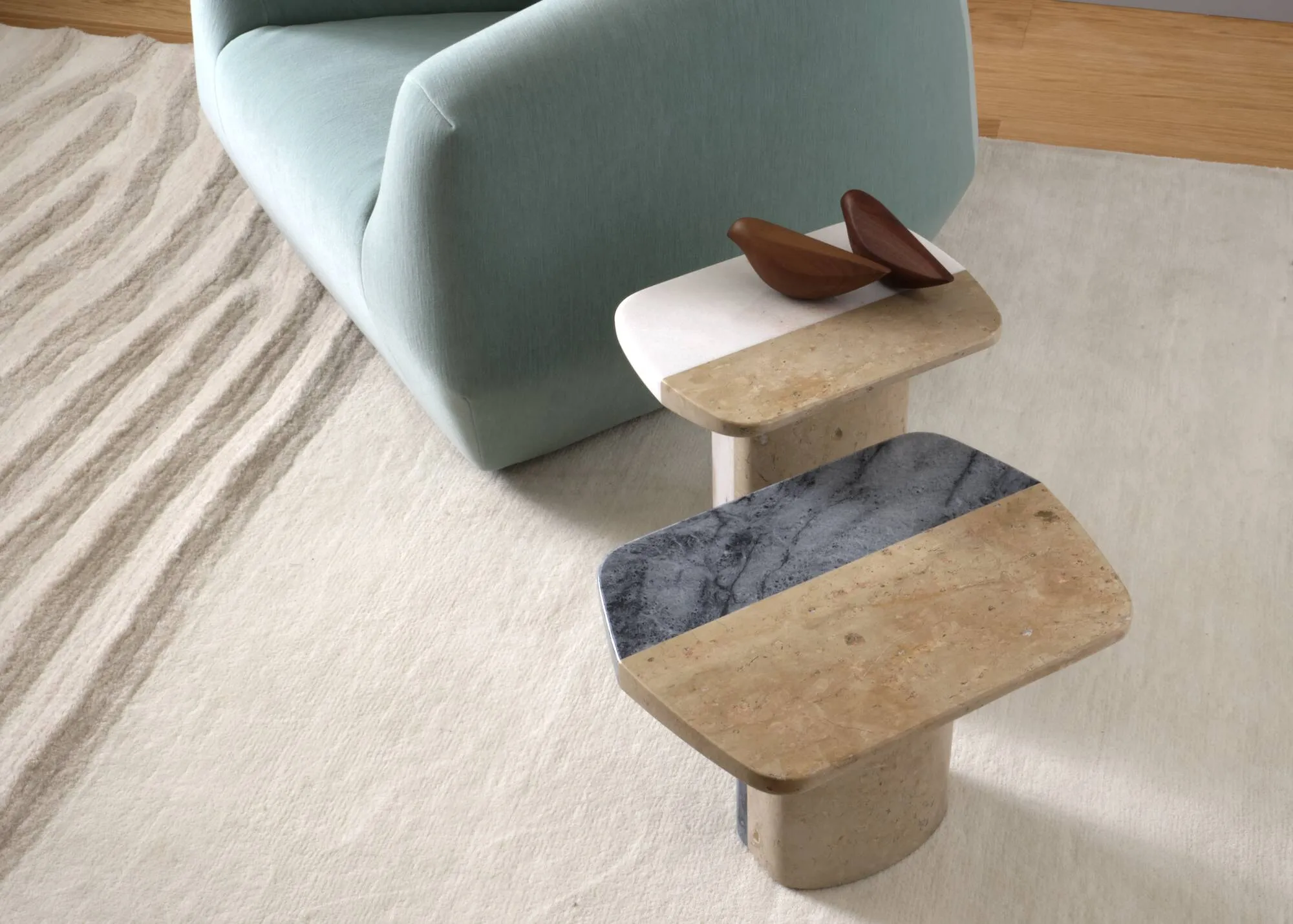 Biscotto Pedestal Table High Version