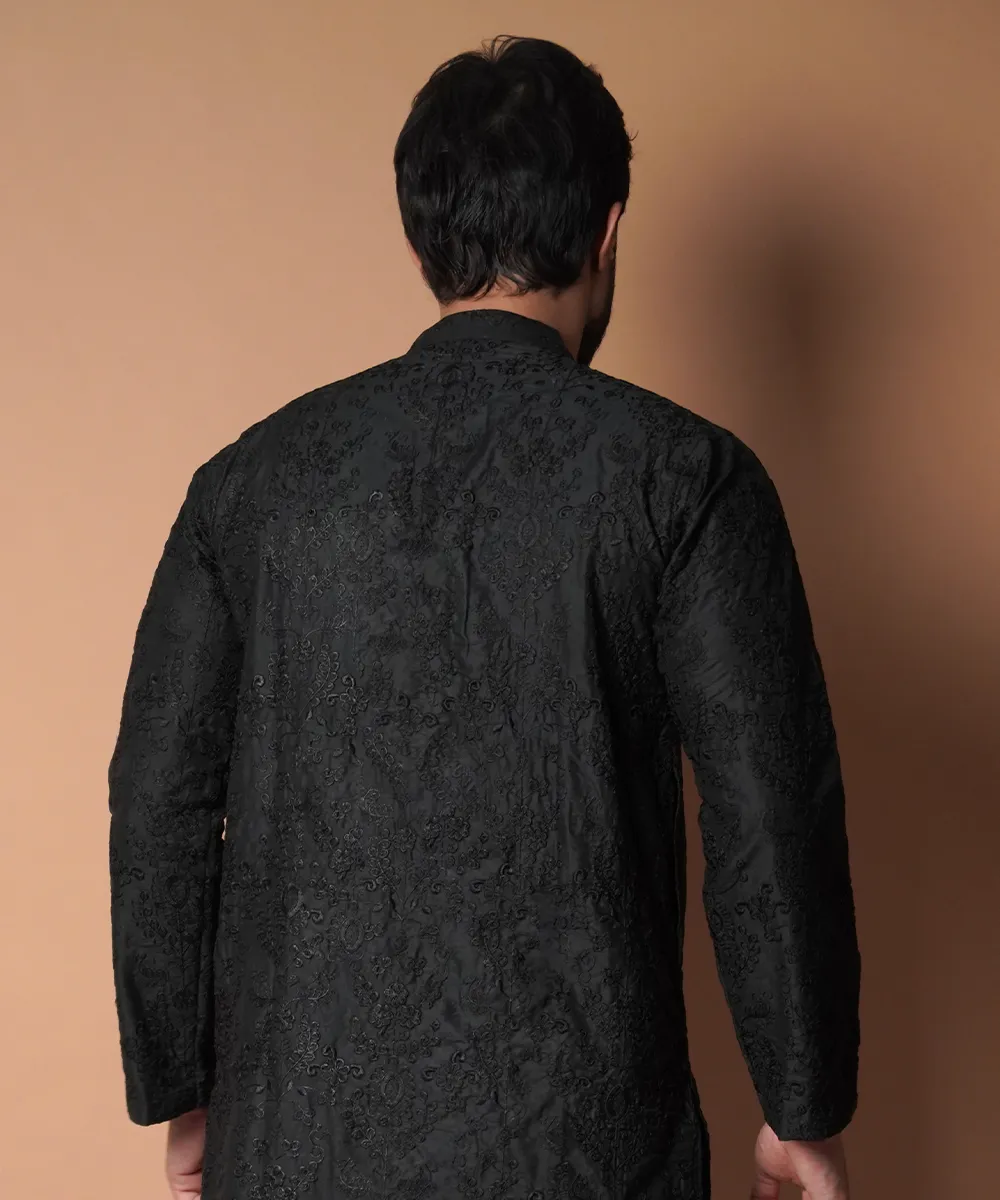 Jugnoo - Matte black embroidered kurta/pants set