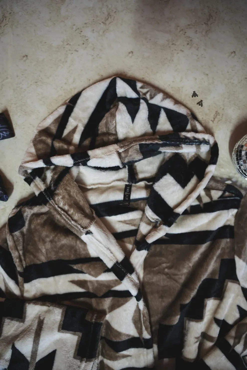 Neutral Aztec Wrap Robe