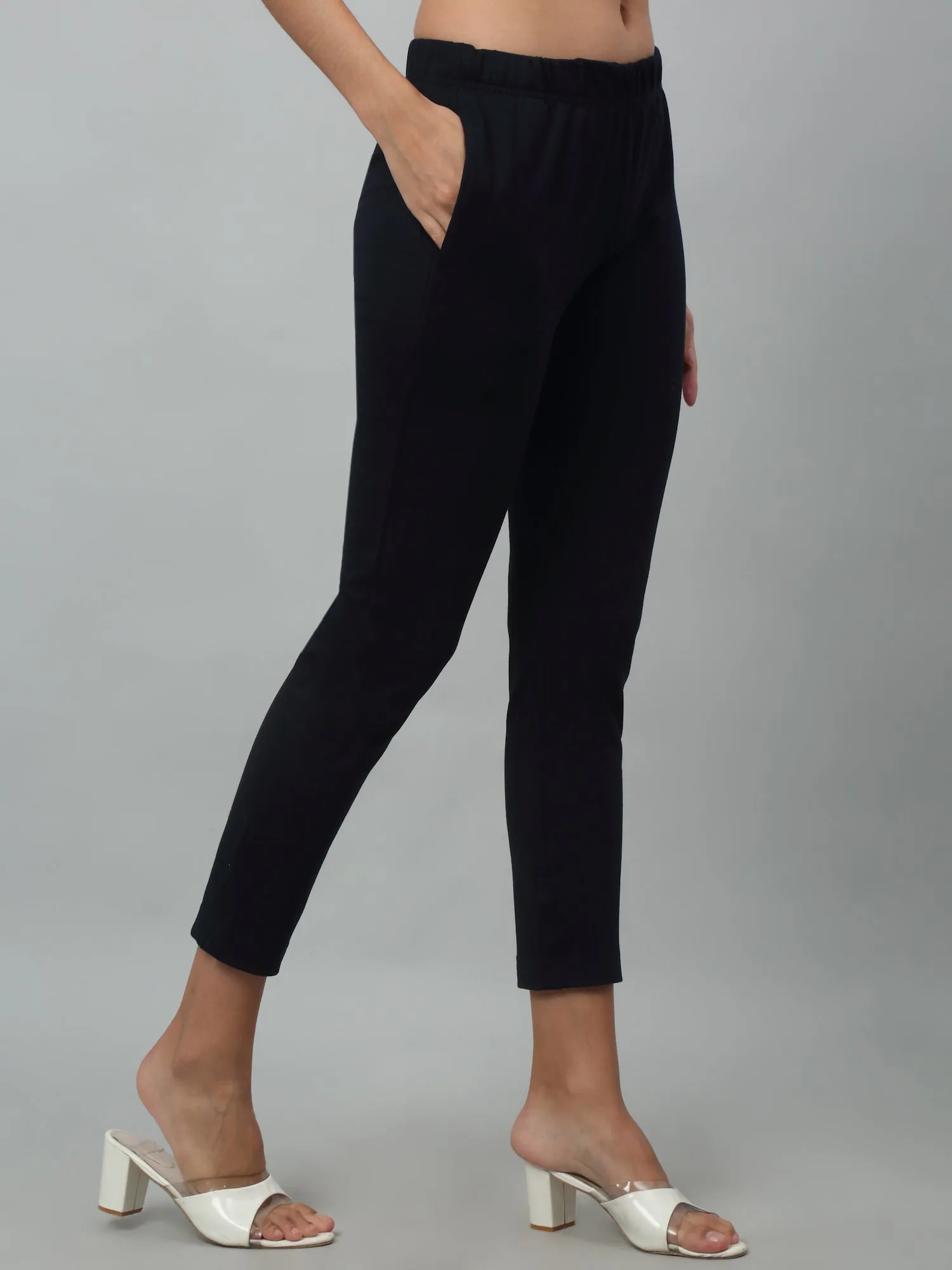 Women's  Regular Fit Mid Blue Flat Front Mid rise Kurti Pant